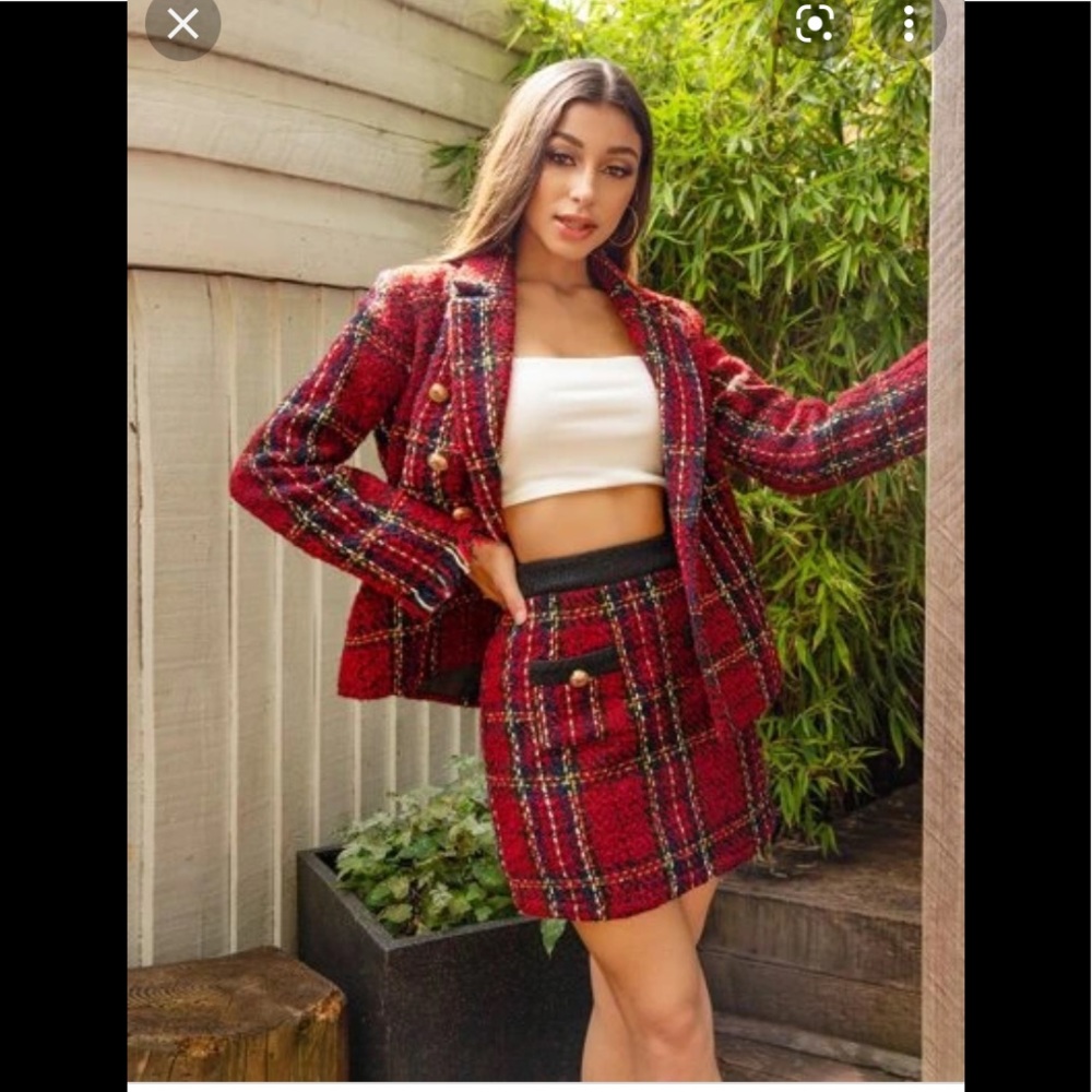 SHEIN Black  Red.Plaid Skirt